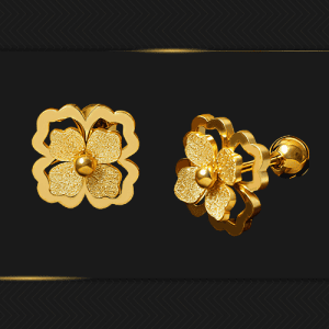 Frosted Petal Four-Leaf Clover Ear Studs
